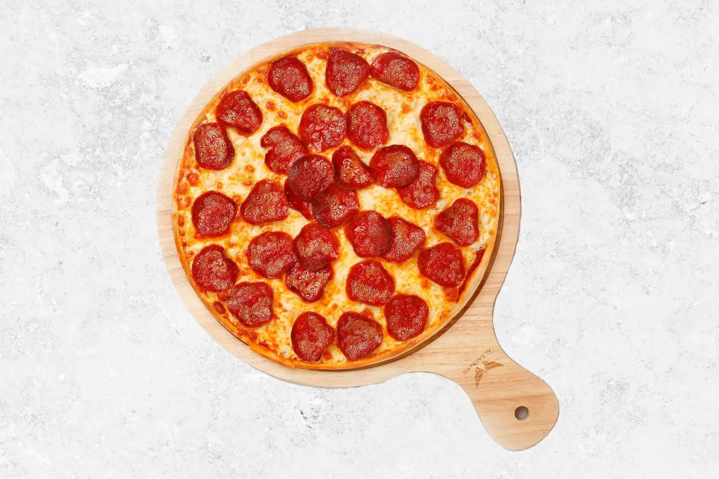 بيتزا بيبروني