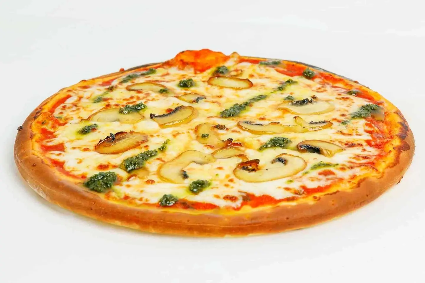 بيتزا خضار مع فطر