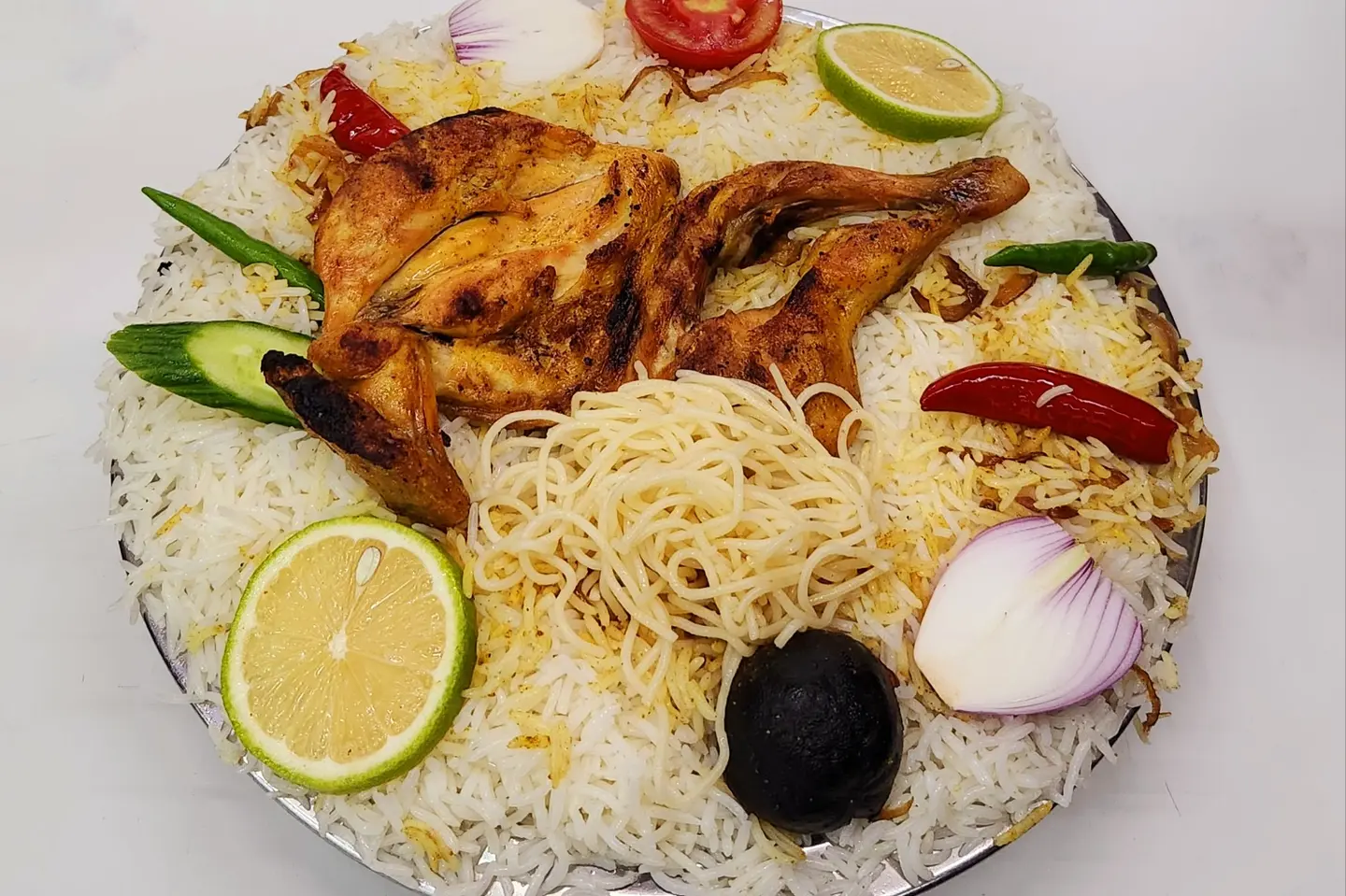 نصف دجاجة مظبي