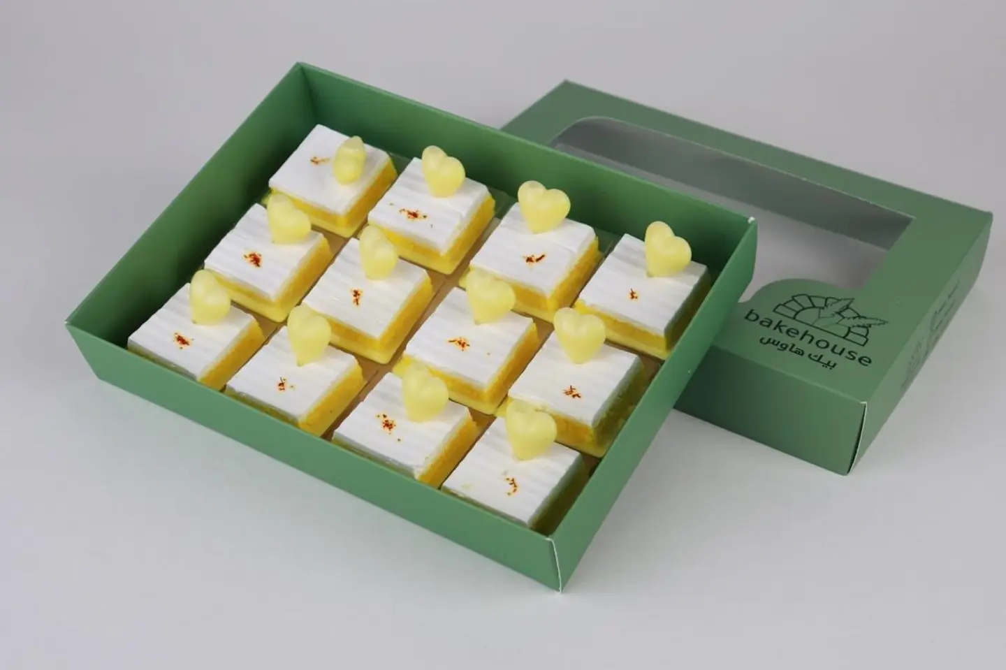 ميني كيك زعفران