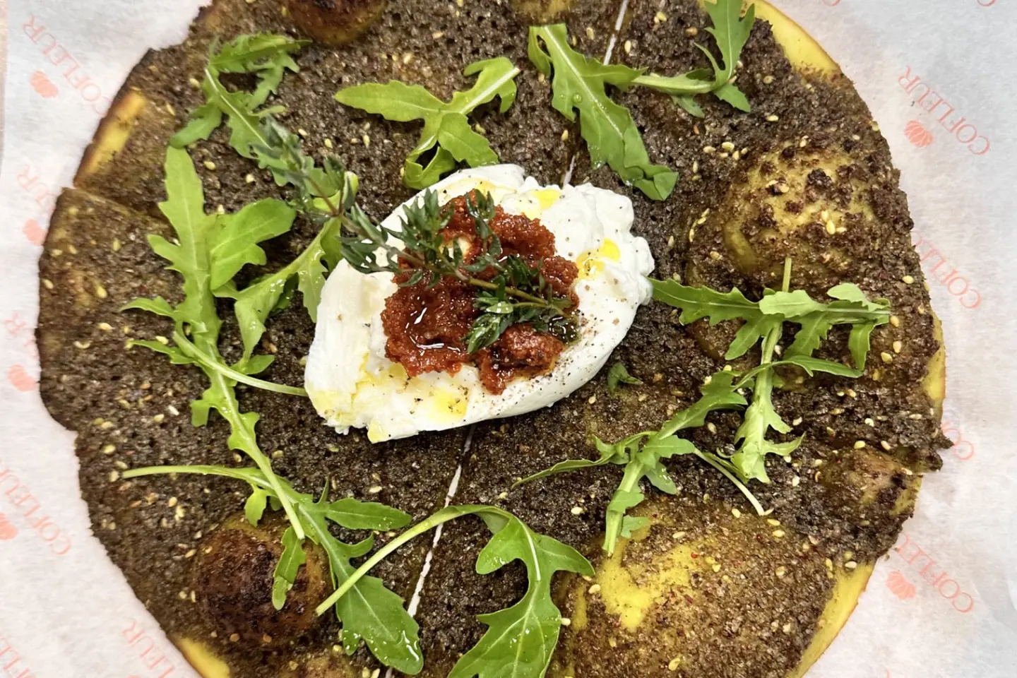 زعتر مع جبنة البوراتا
