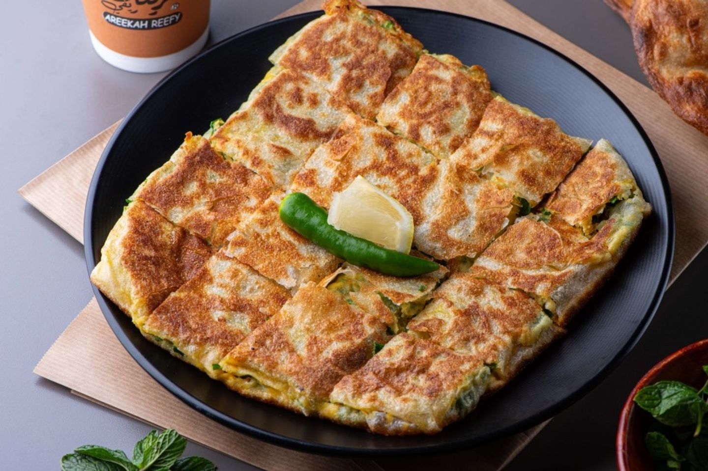 مطبق حلو بالجبنة