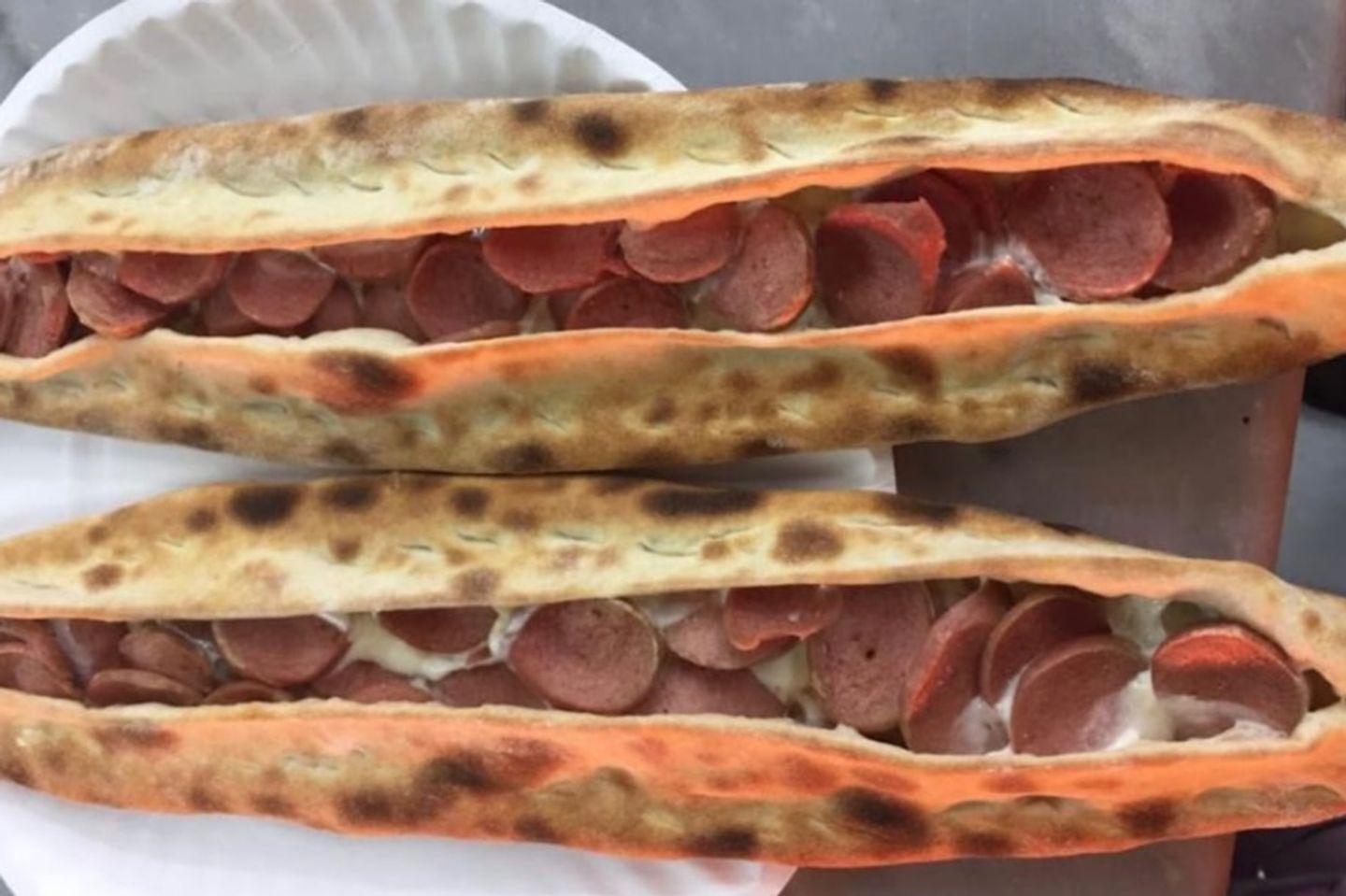 فطيرة جبنة نقانق