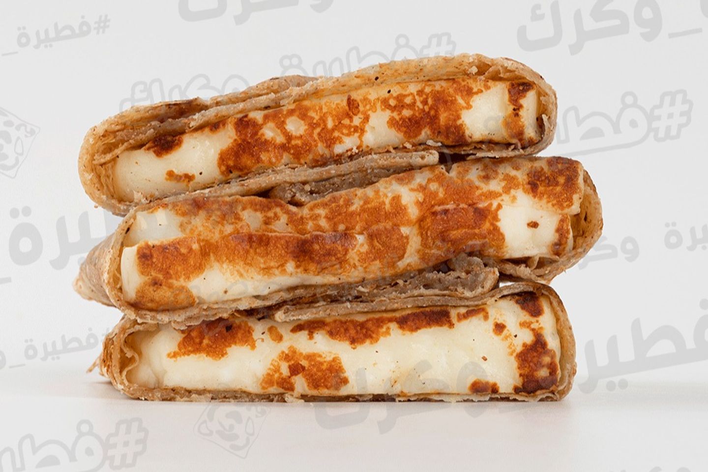 فطيرة جبنة حلوم المشوي