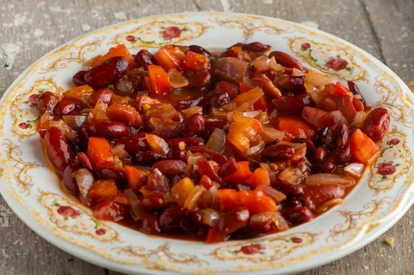 Beans With Tomatoes