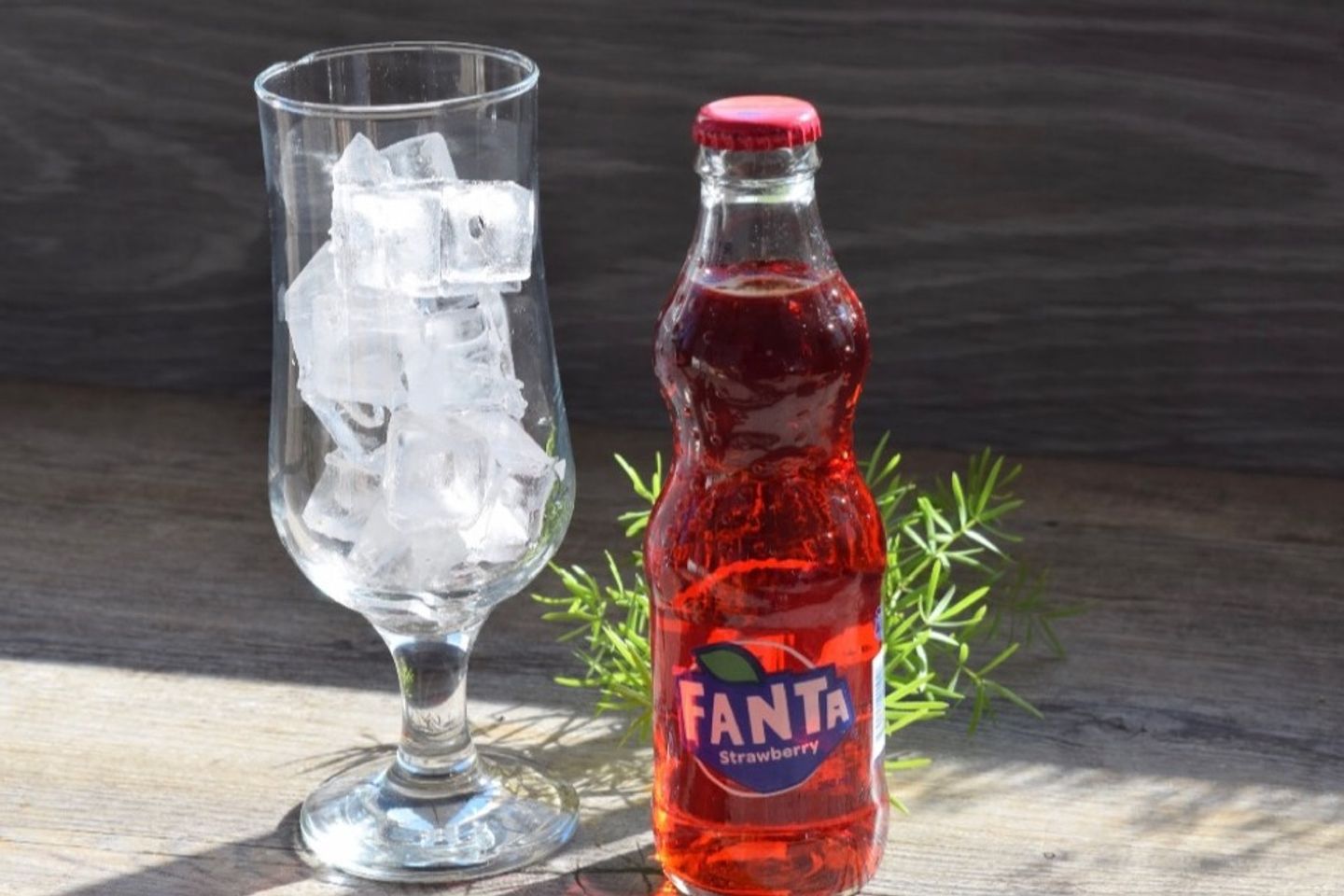 Fanta Strawberry