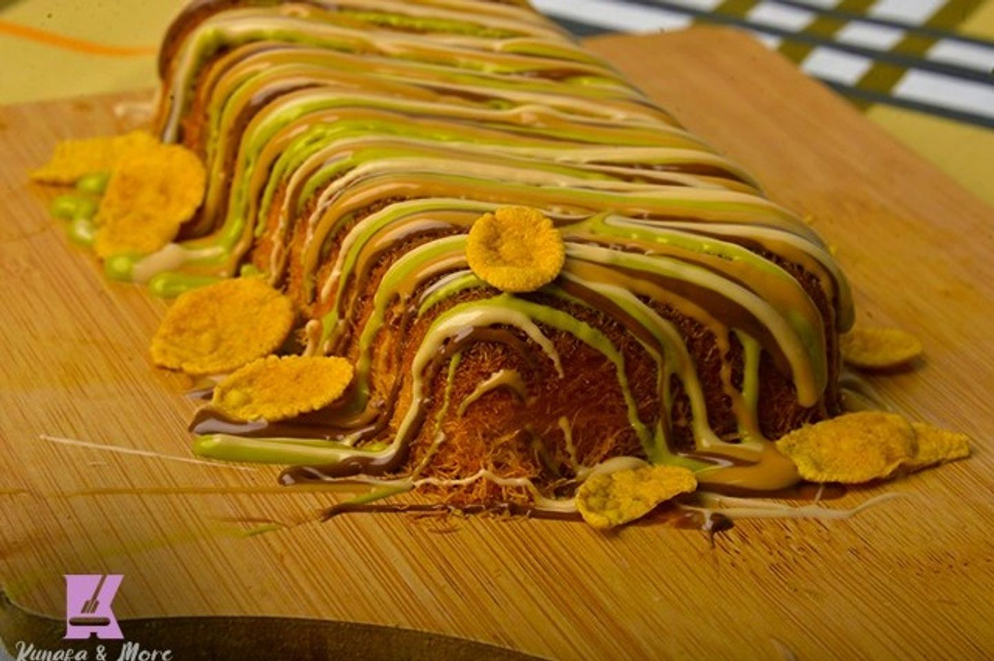 Medium Crunchy Cheese With Sauce