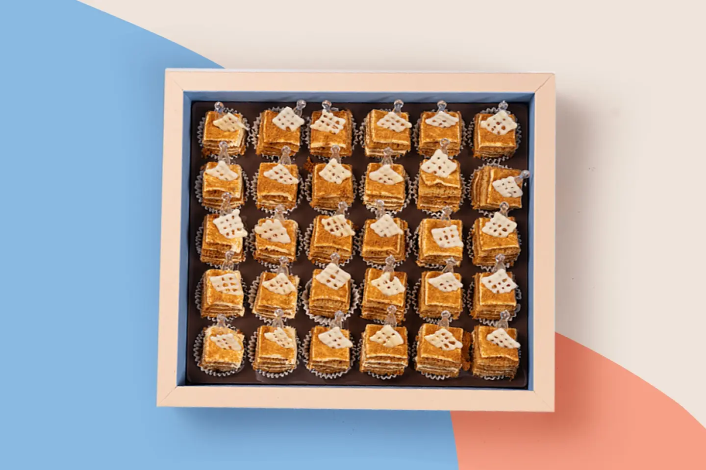 Mini Cake Honey Small