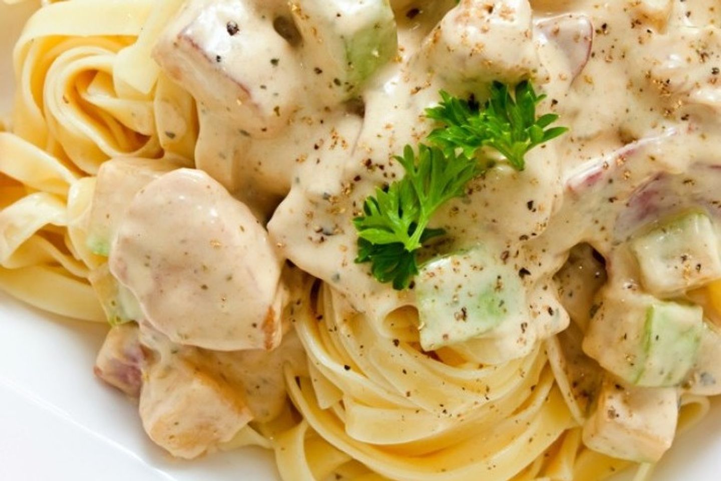 Fettuccine Alfredo