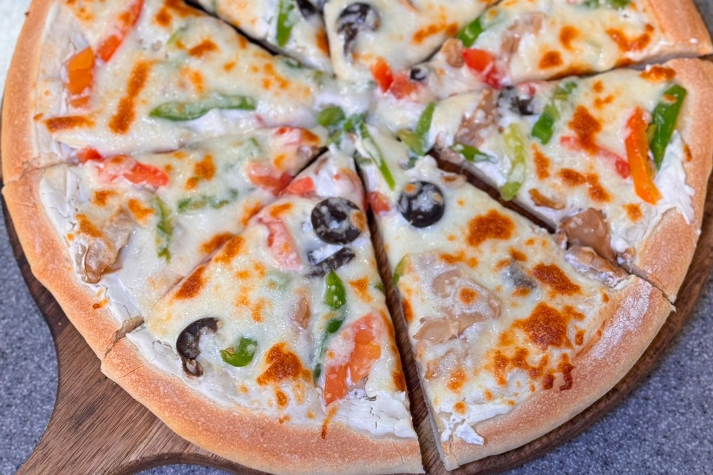 Khyber Vegetable Pizza