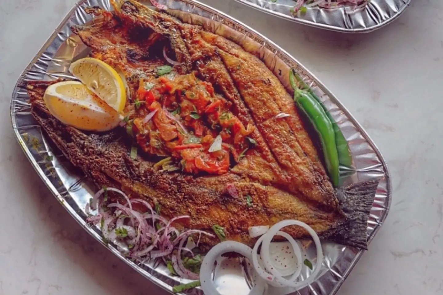 سمك سبريم المشوي على الفحم - سمك السبريم مع الرز لشخص واحد