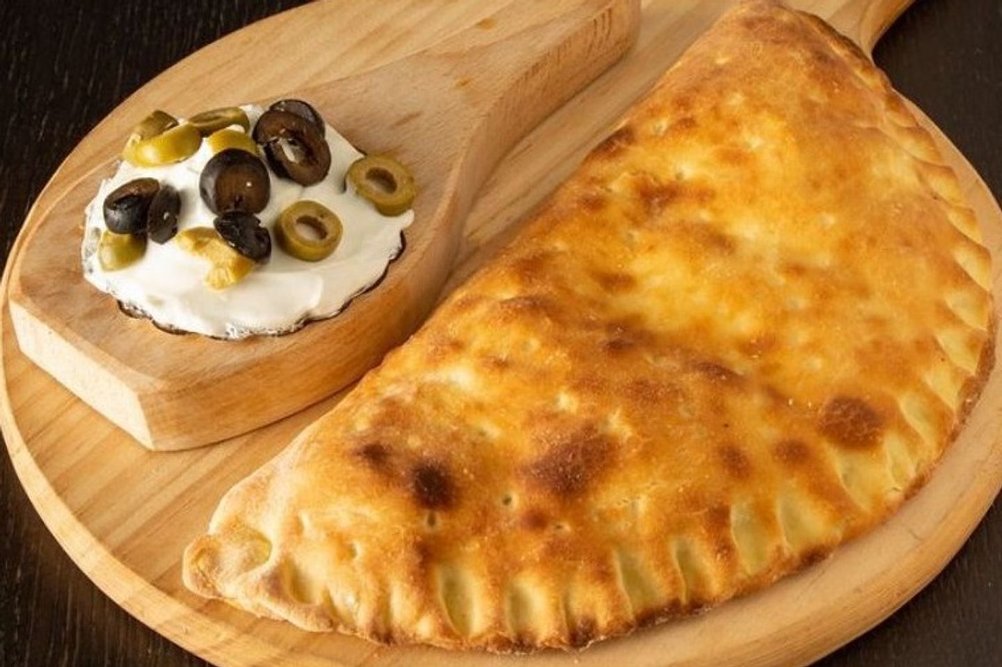 لبنة بالزيتون