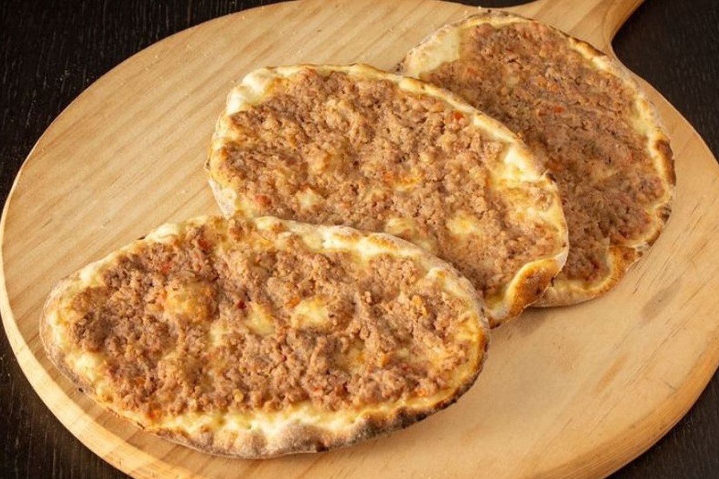صفائح شامية لحم _ جبنة