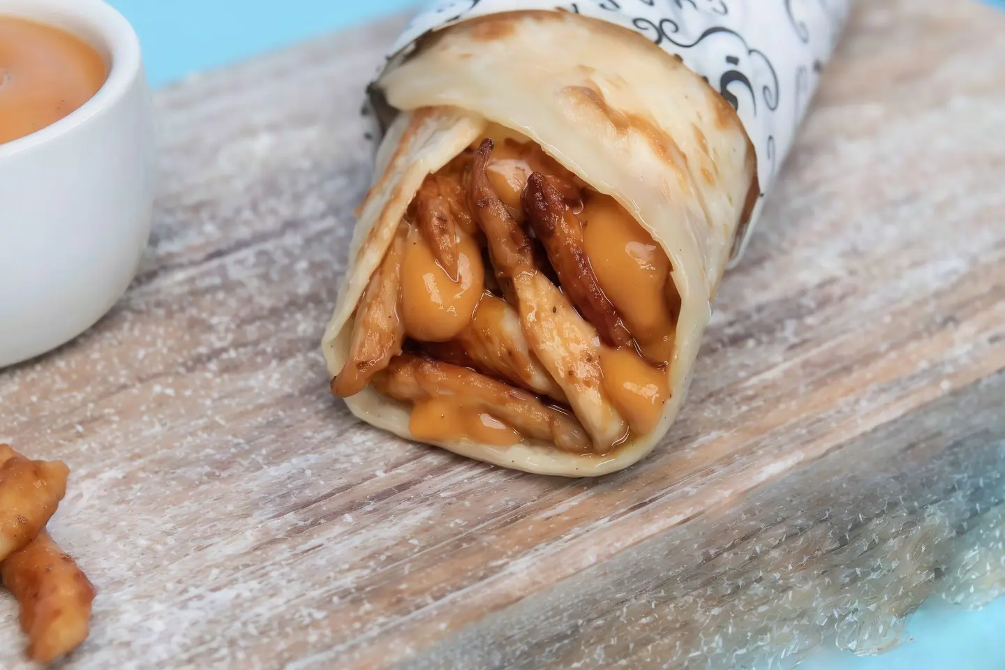 دجاج بالجبنه