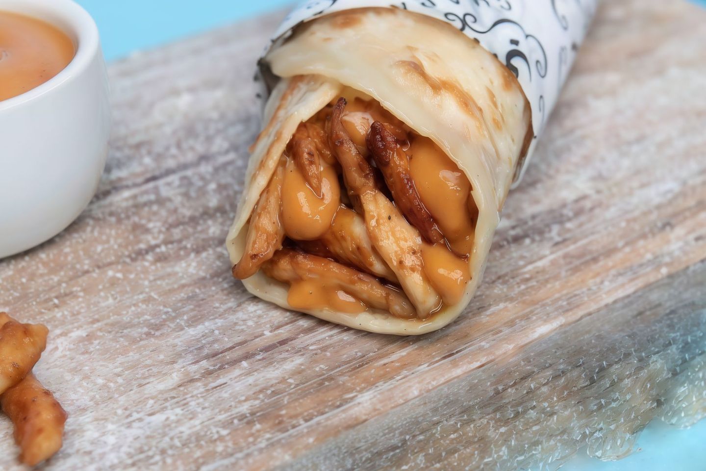 دجاج بالجبنه