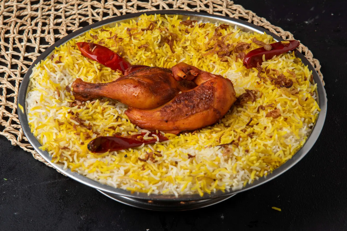 نص حبه محمرة فرن مع الأرز