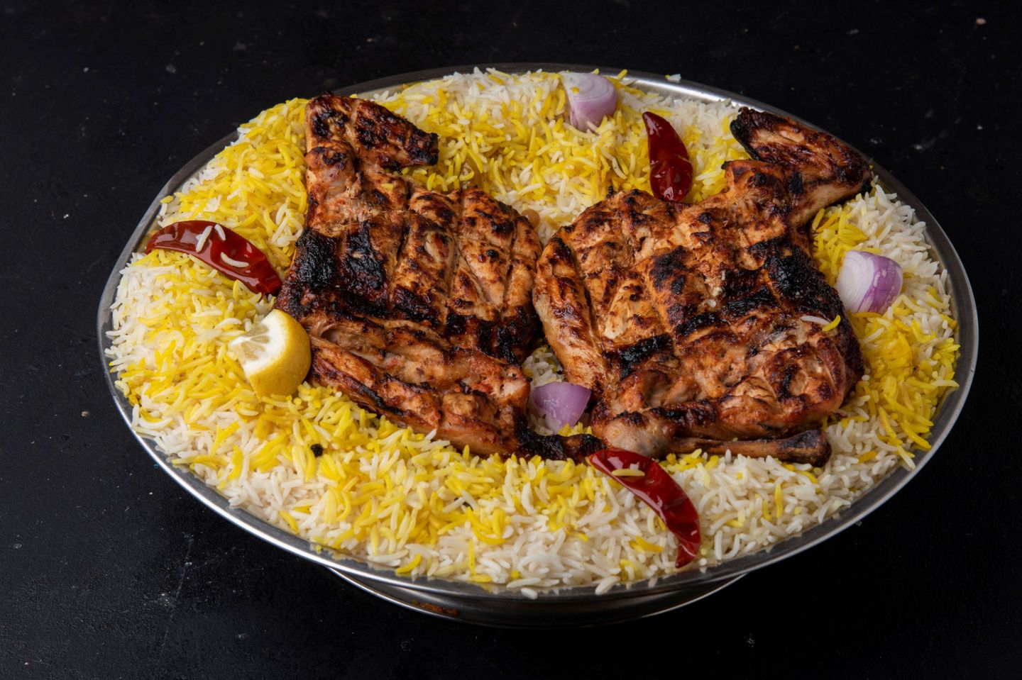 دجاج على الفحم مع الأرز