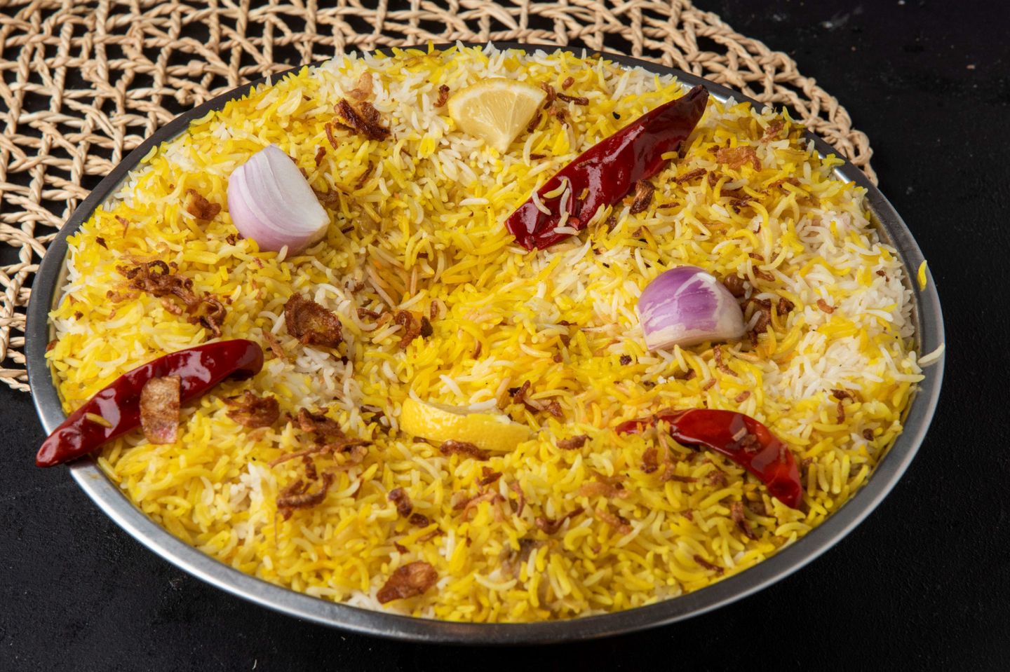 نفر ارز ابيض شعبي