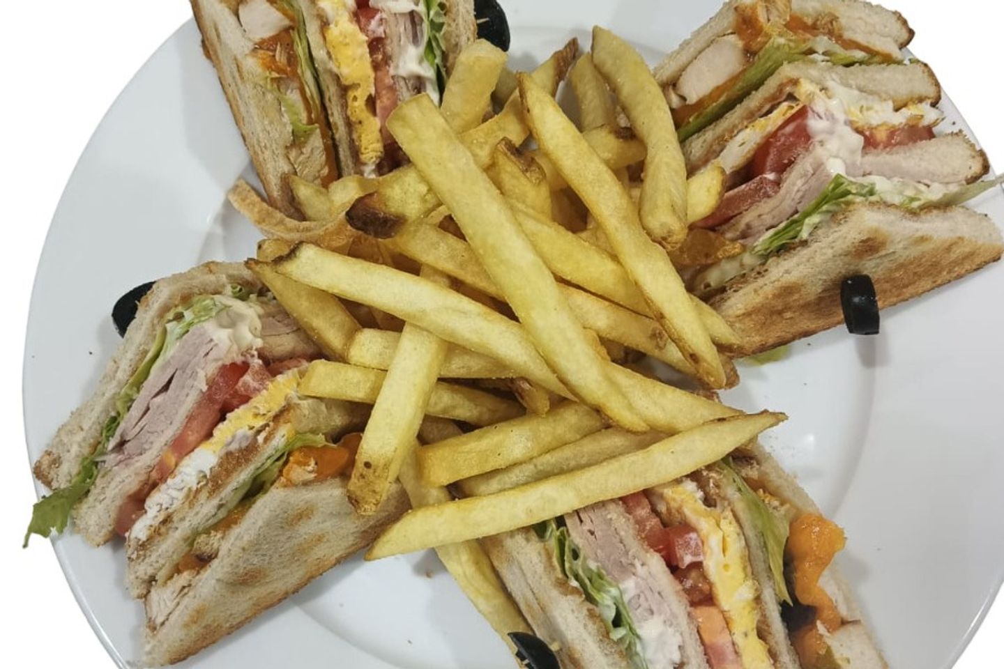 Club Sandwich With Olio Fries