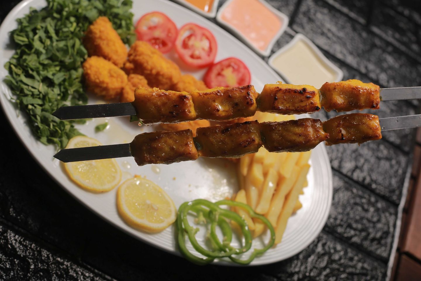 نصف صحن سمك مشكل