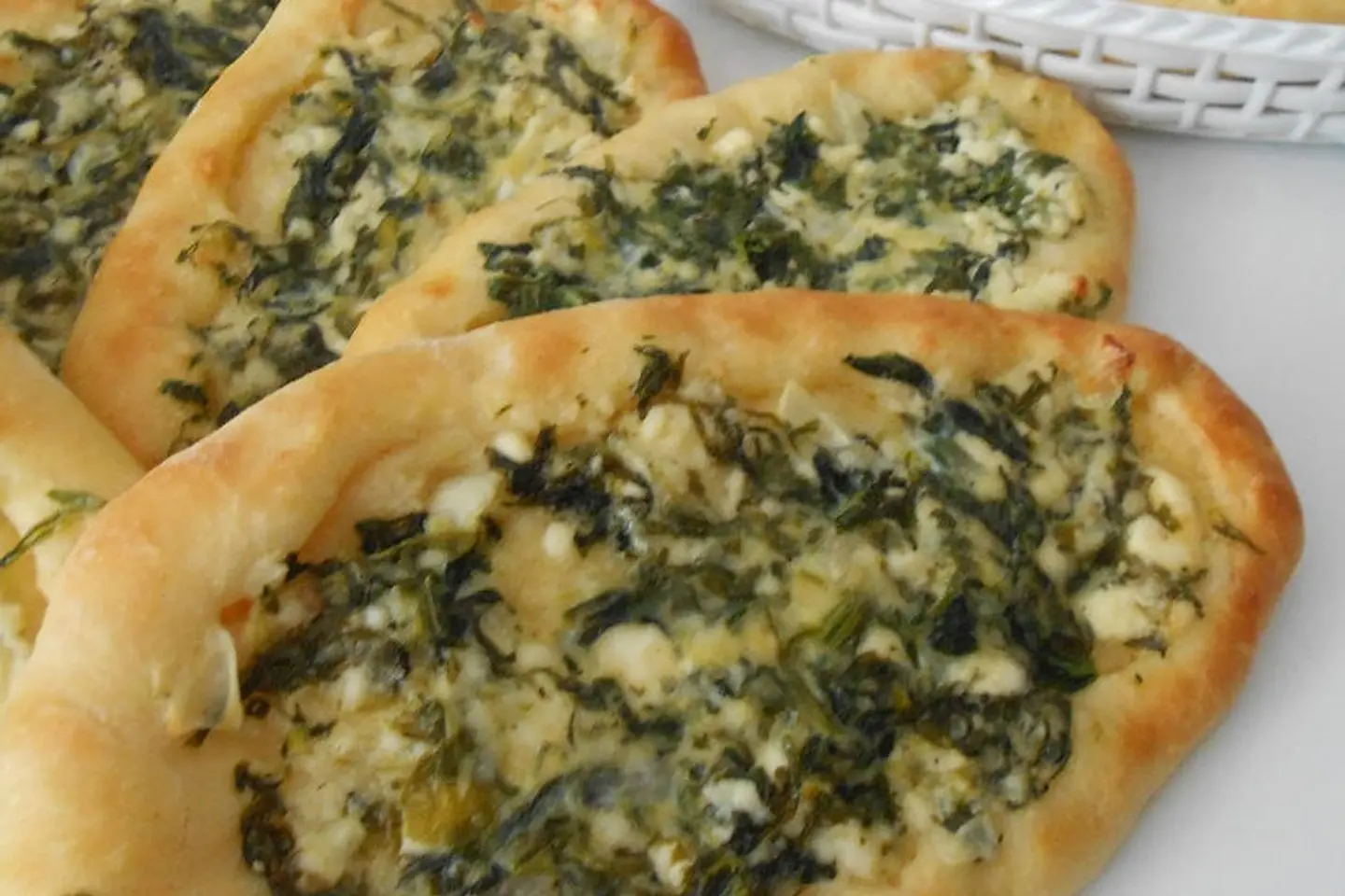 سبانخ جبنة