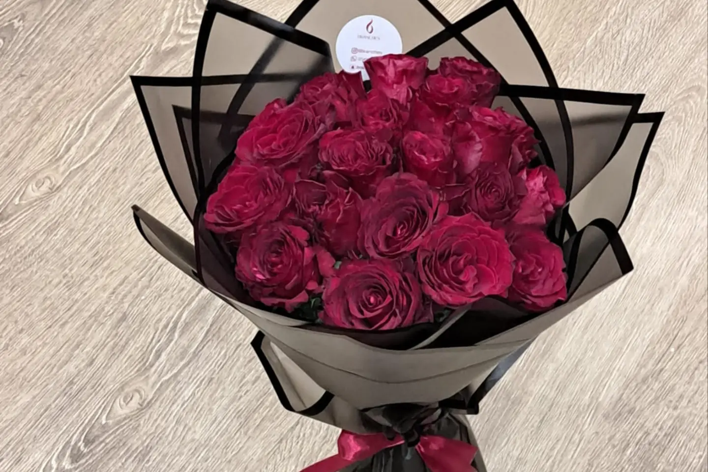 ٠٢٣ - جوري احمر