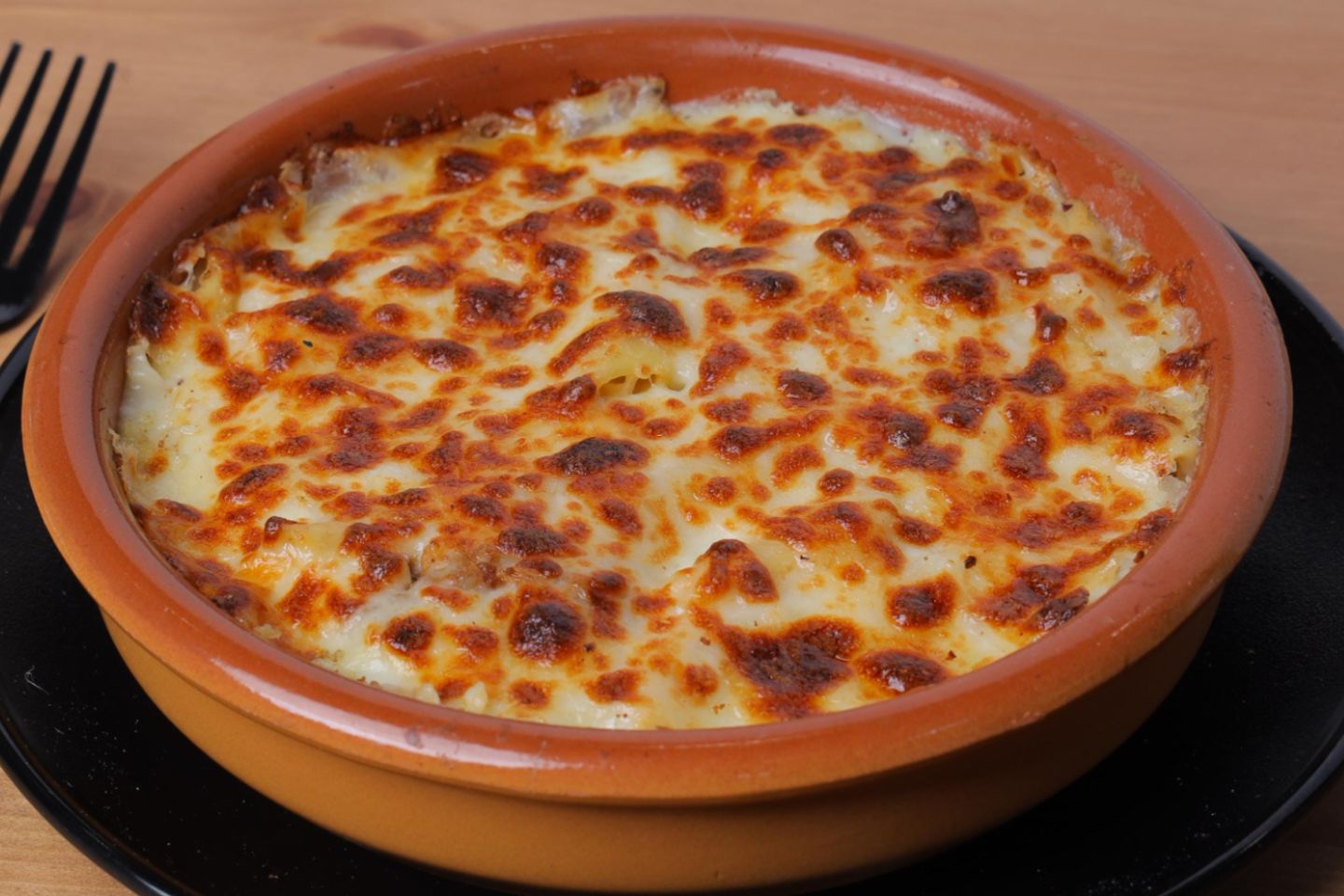 مكرونة بشاميل باللحم