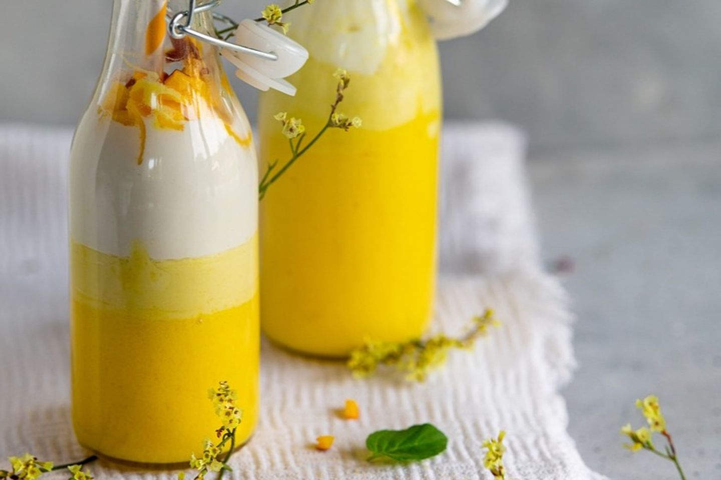 Mango With Banana Slices