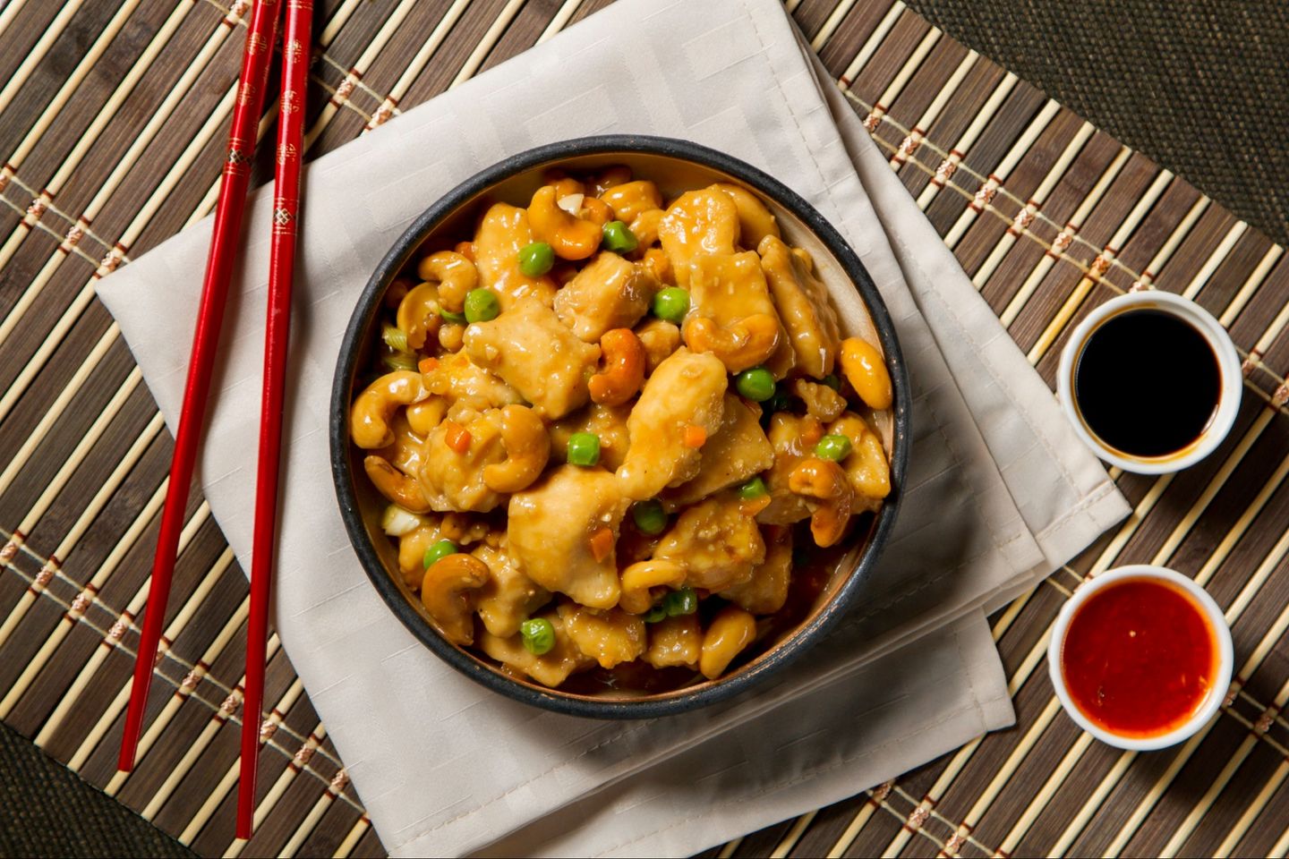 Chicken W/ Cashews & Green Peas