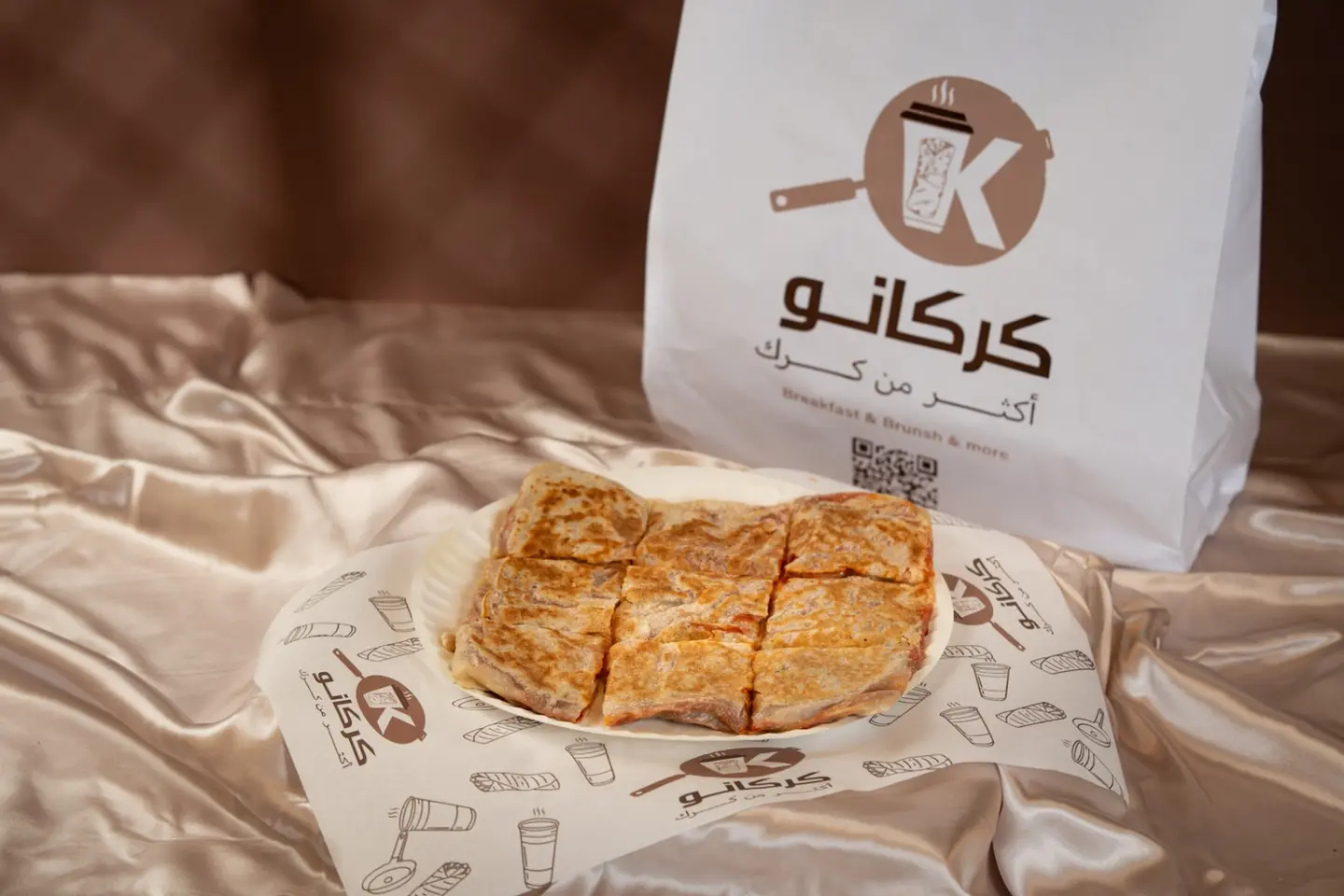 مطبق شبس عماني بيض بالجبن