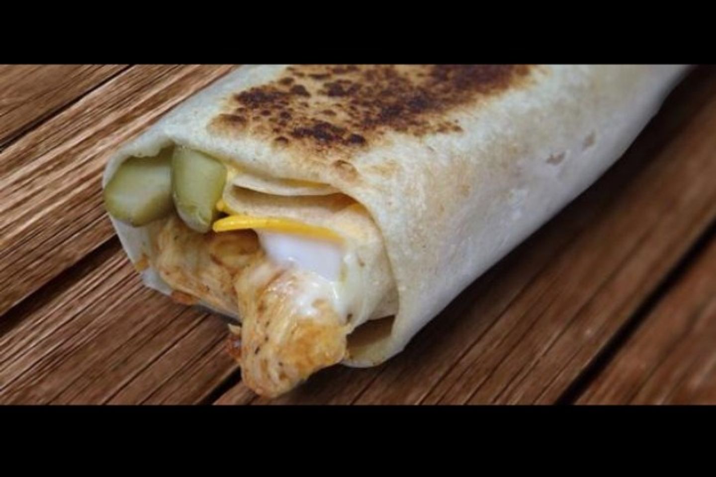 Tortilla Sarukh With Triple Cheese