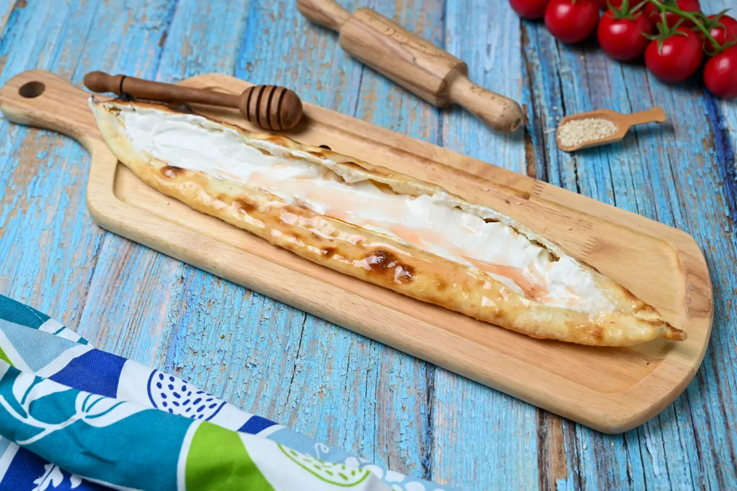 منقوشة لبنه عسل