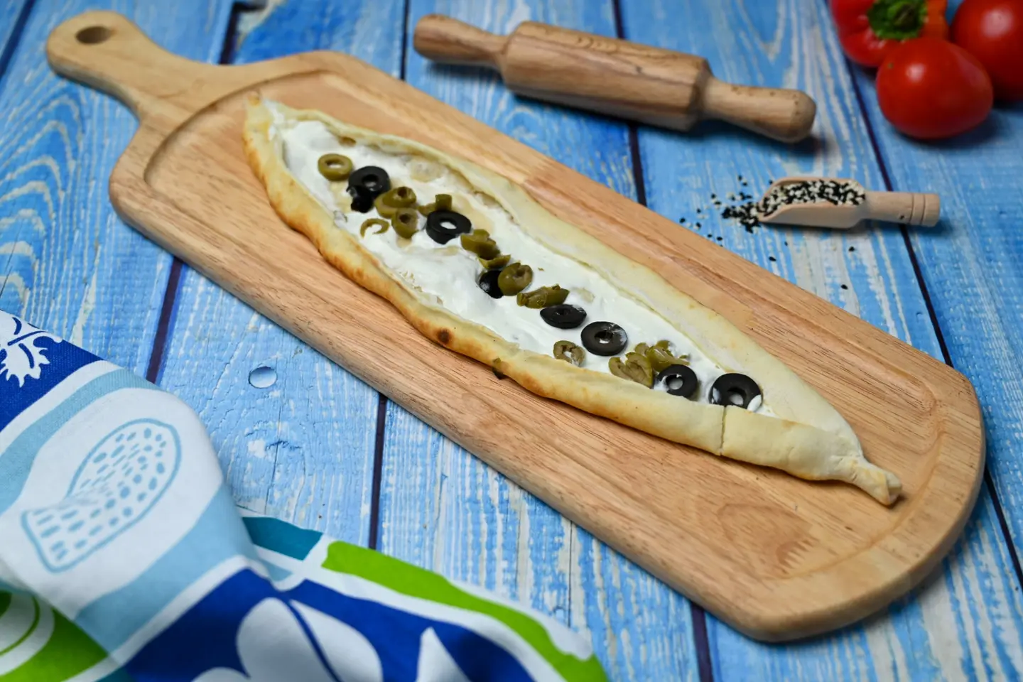 منقوشة لبنه زيتون