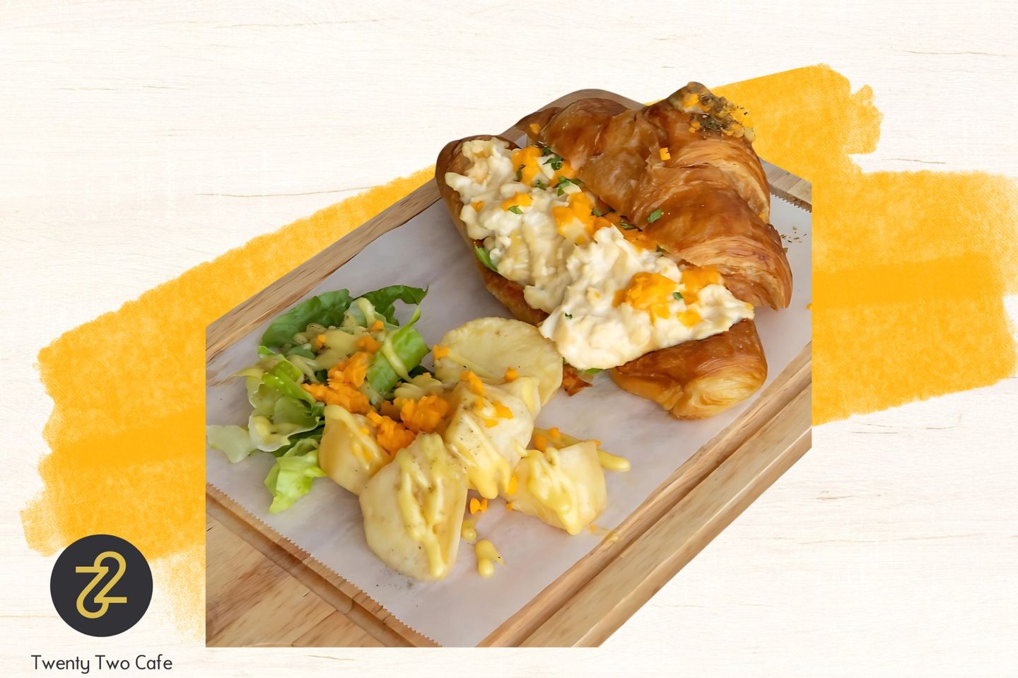 Croissant Scrambled Egg