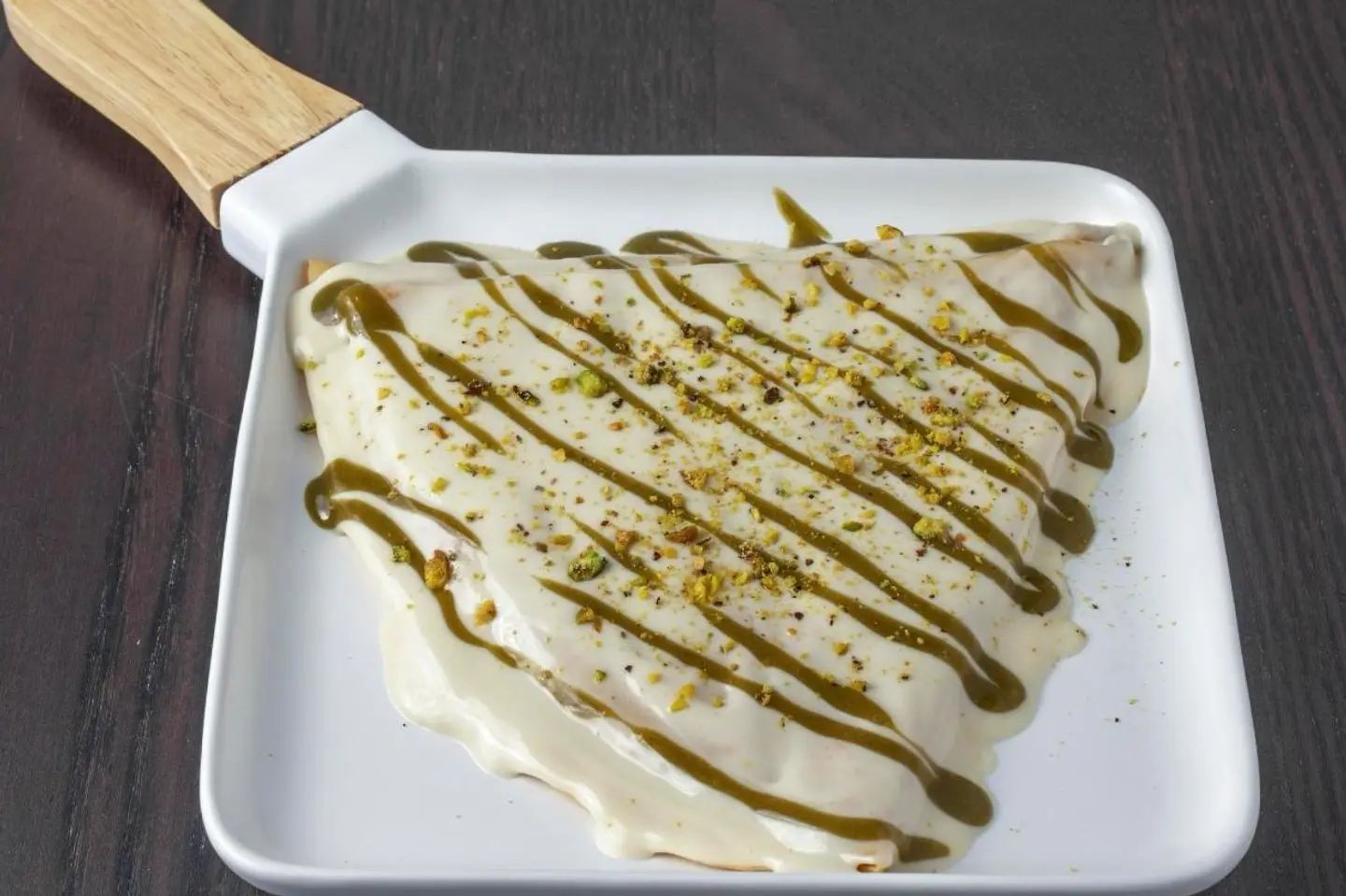 كريب رول بالشوكولاتة البيضاء