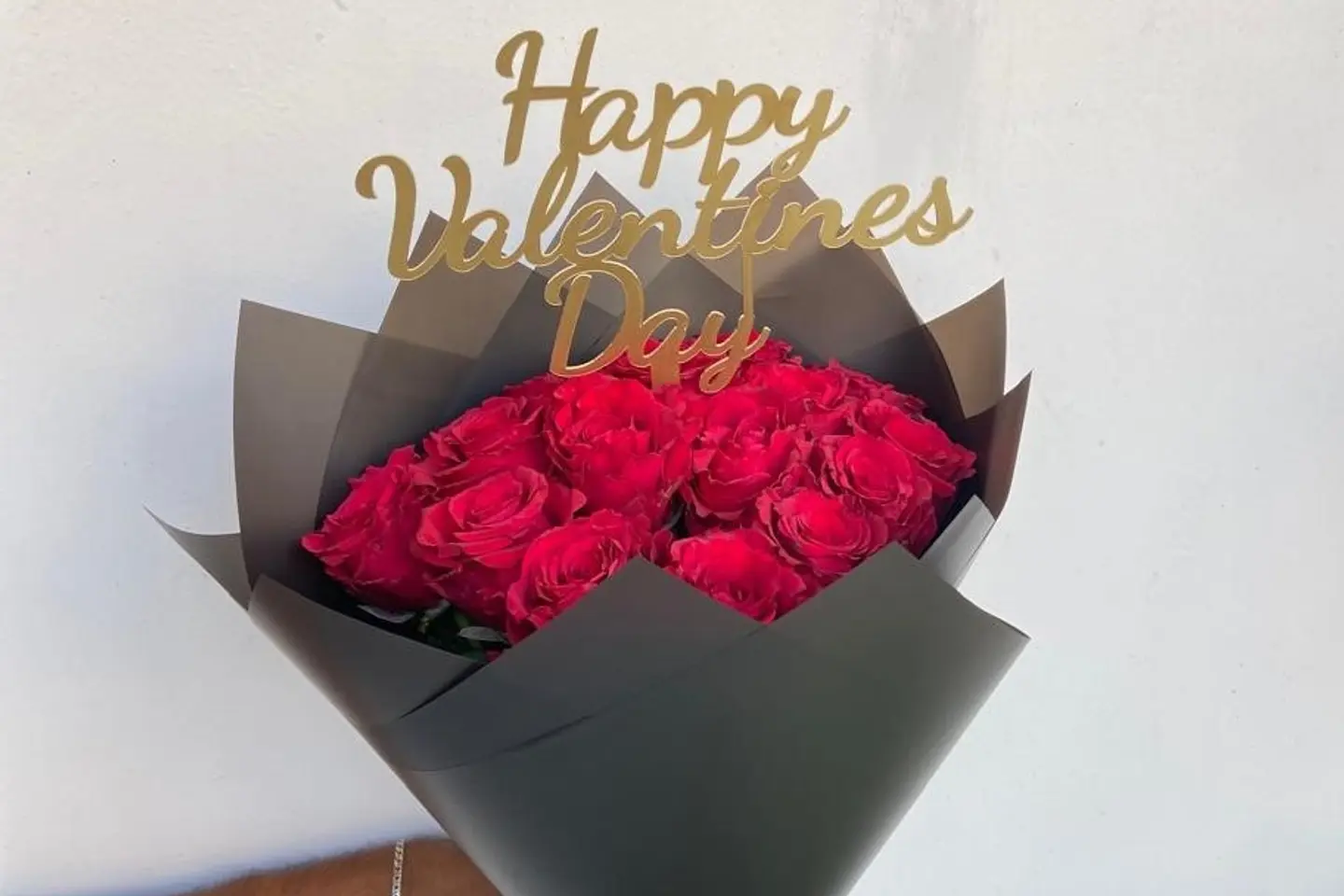 باقة ورد هابي فلنتاين