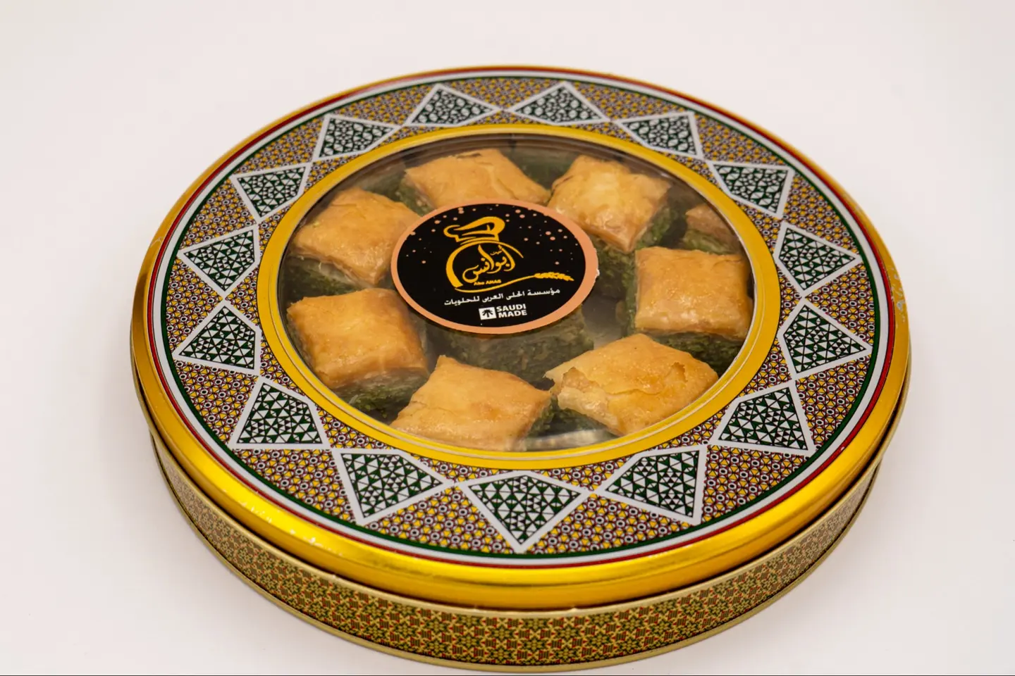 علبة لذة البقلاوة التركية