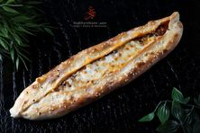 فطيره سبانخ بجبن الموزاريلا