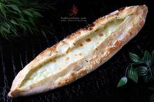 فطيرة جبن موزاريلا