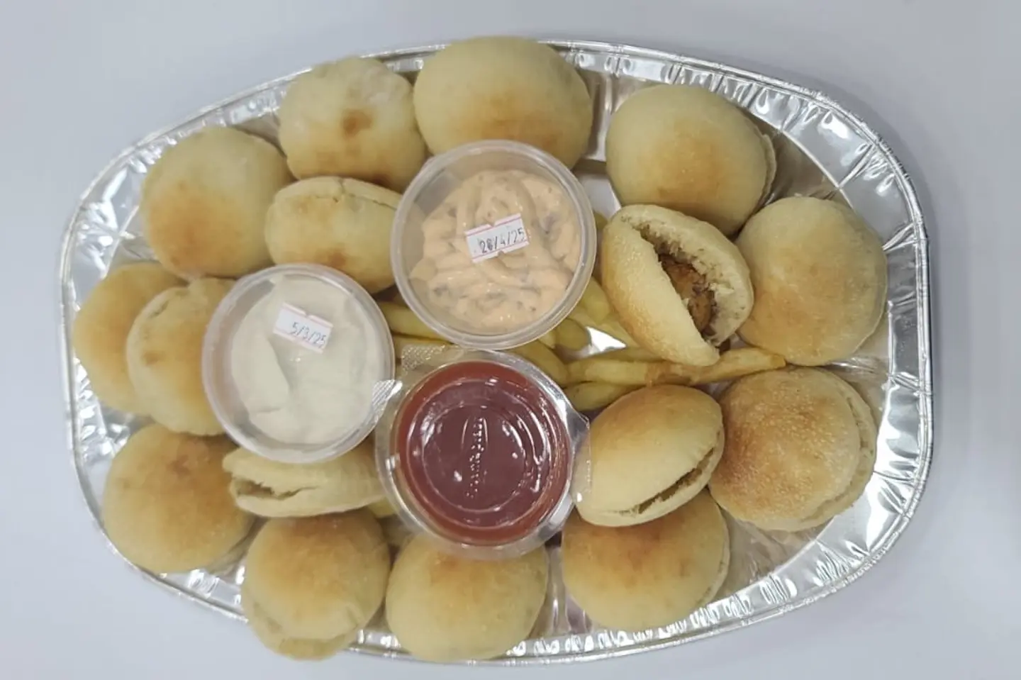 ميني صمونه وسط