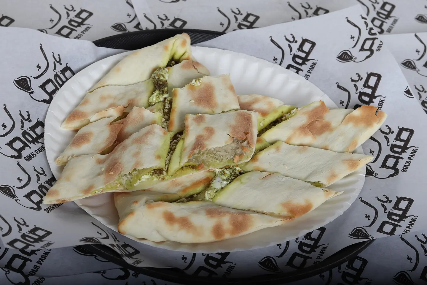 فطيرة لبنة زعتر