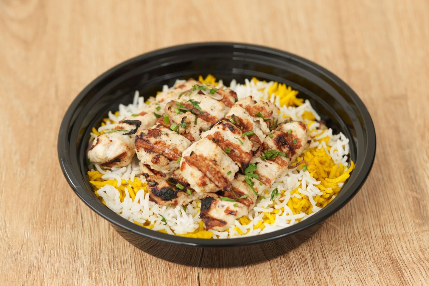كباب الدجاج مع رز - ١٠٠ جرام
