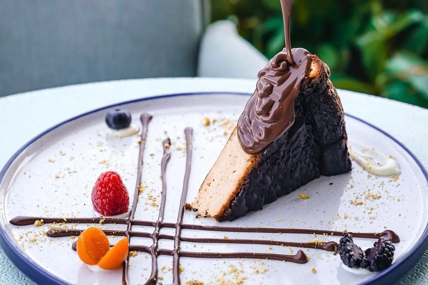 Istanbul Sansebastian With Chocolate