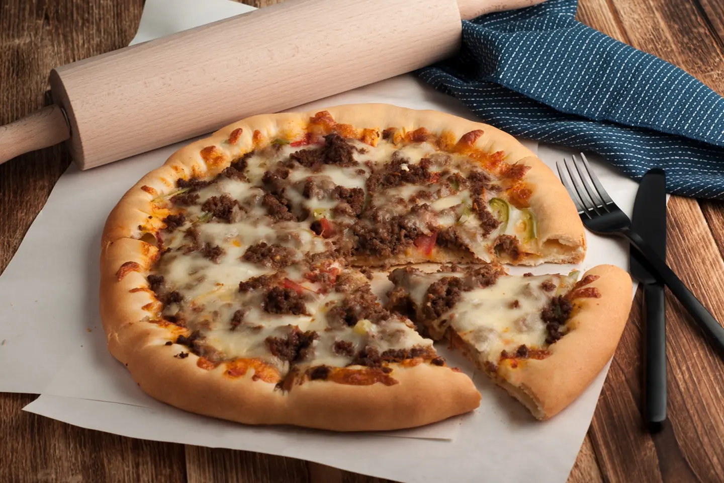 Large Meat Tandoori Pizza