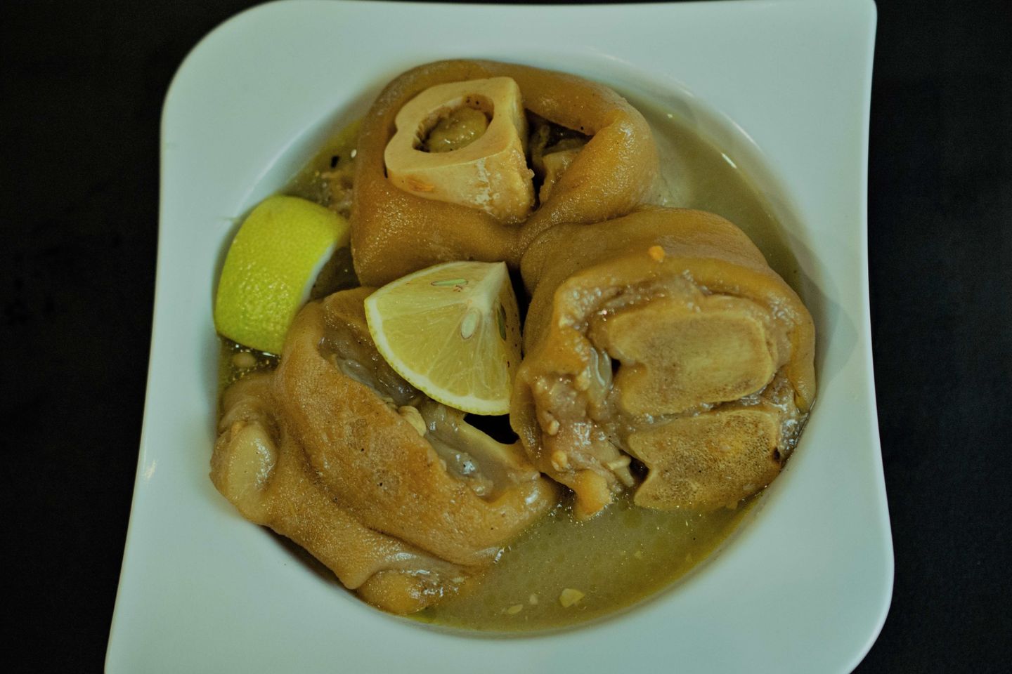 كوارع بالشوربه مع رز وخضار
