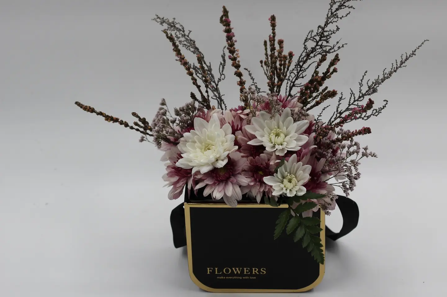 وردة و شتلة ٠٠٠٣٥