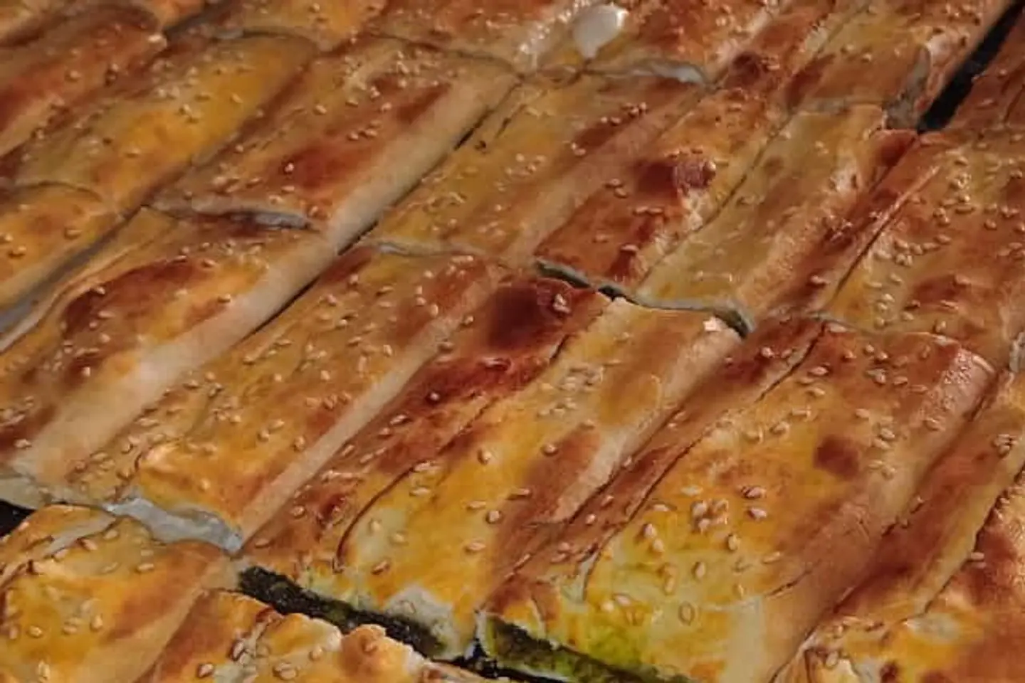 فطيرة لبنه بالزعتر