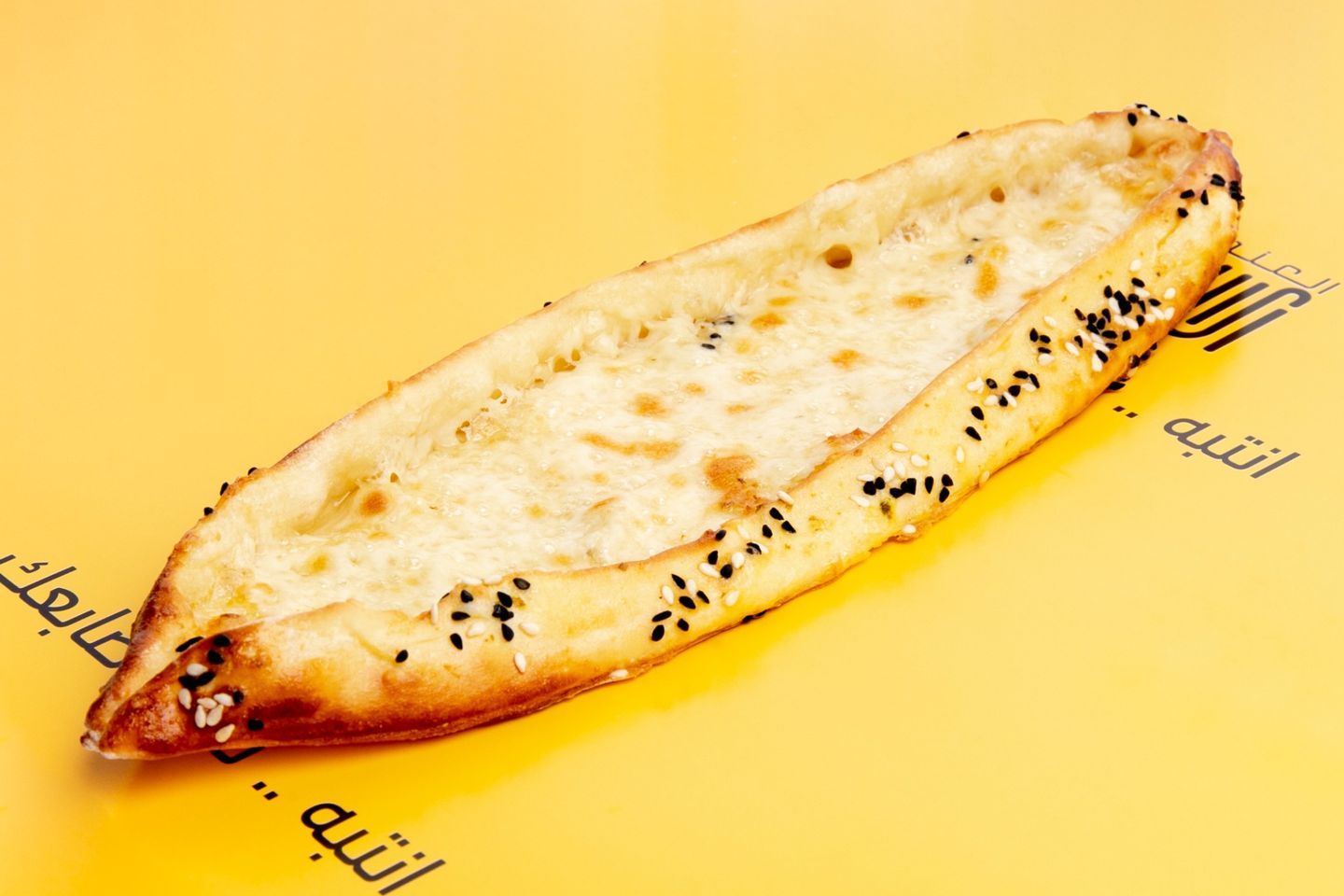 بيض مع الجبن