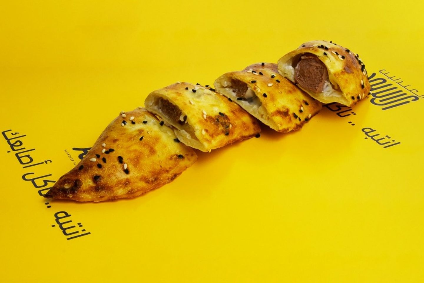 نقانق جبن
