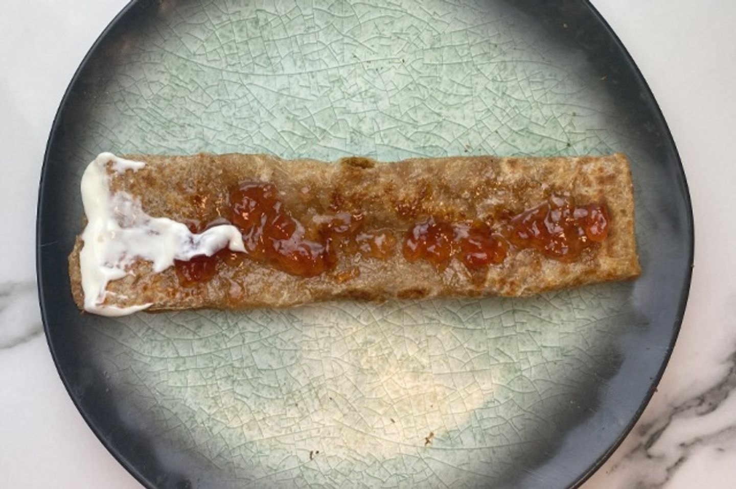 فطيرة جبنة سائلة مع عسل